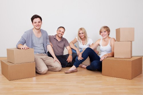 Manwithvan SW 10 house being packed for relocation